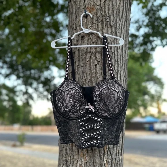 Victoria's Secret Black Lace Bustier with Pink Details - Picture 1 of 8